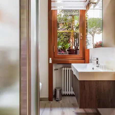 Easyhomes-boccaccio 19 Apartment